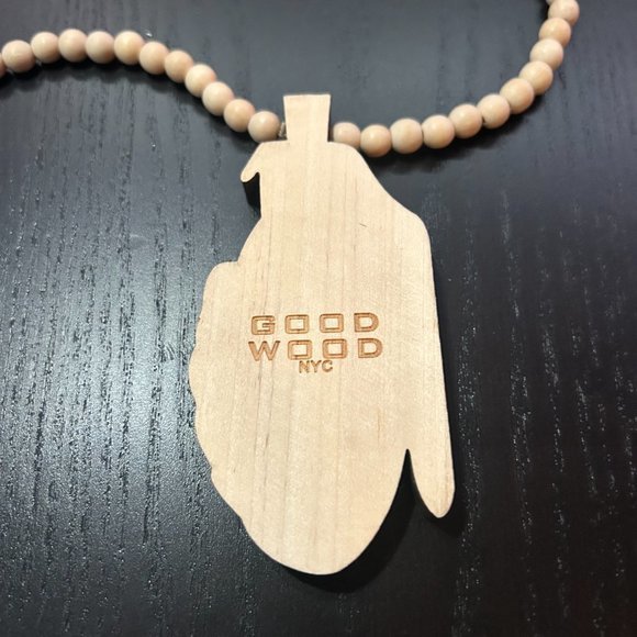 GoodWood NYC‎ Grenade Necklace Wooden Pendant Wooden Beaded - Picture 4 of 4
